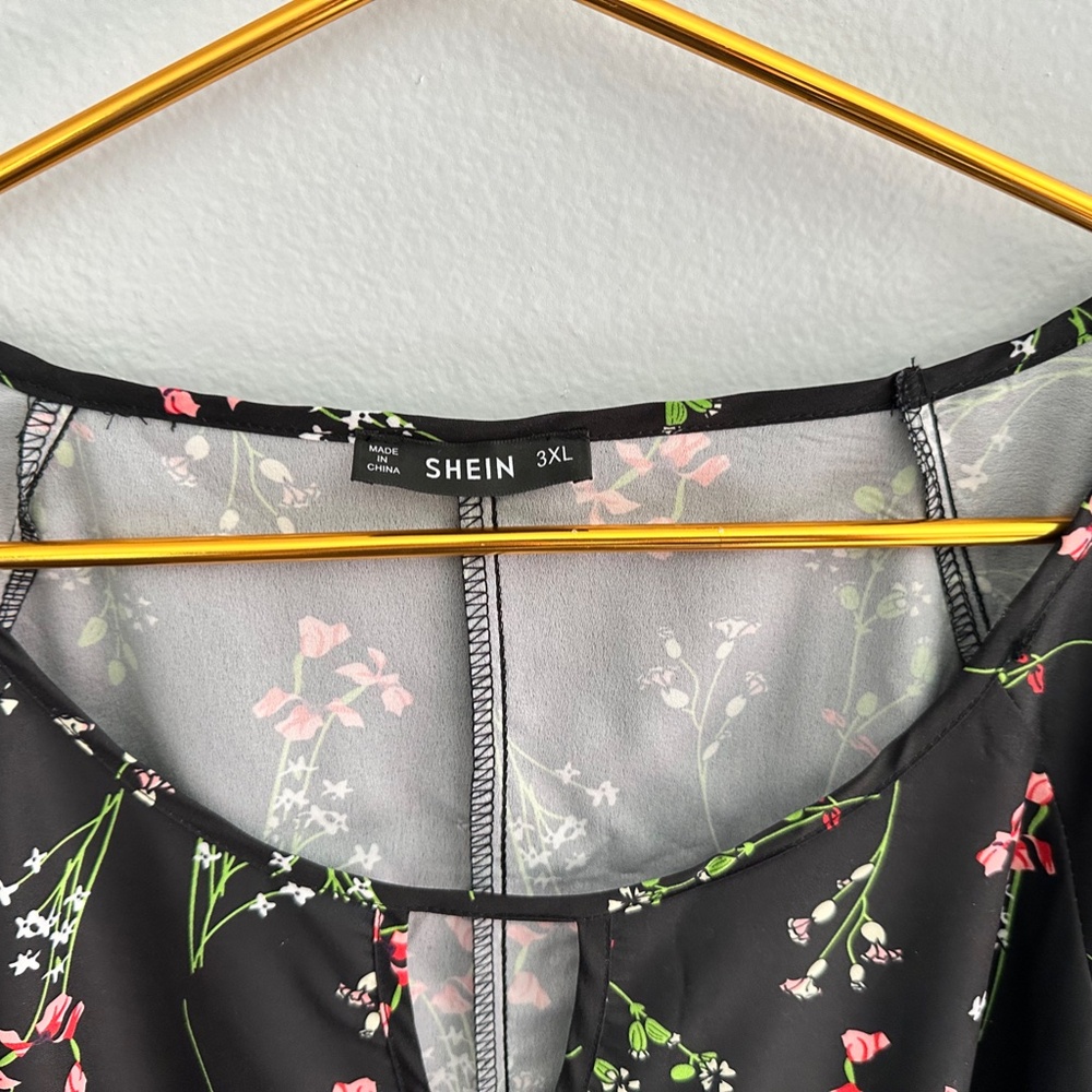 SHEIN FLORAL PRINT RUFFLE SLEEVE DRESS - Picture 3 of 7